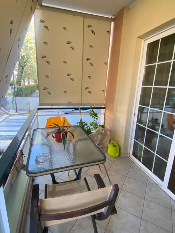 אתונה Quiet Home For Two People מראה חיצוני תמונה